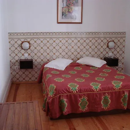 בית הארחה Residencial Mar Dos Acores 2*