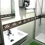 بيت ضيافة ريزيدينسيال مار دوس أكوريس 2*