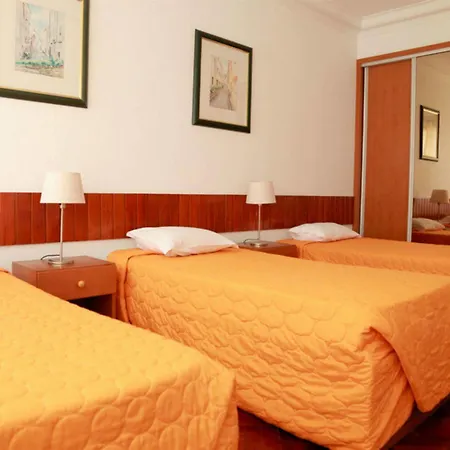 Gasthof Residencial Mar Dos Acores 2*
